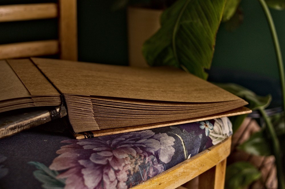 drewniany album na zdjęcia