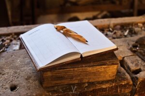 drewniany-kalendarz-książkowy-2023